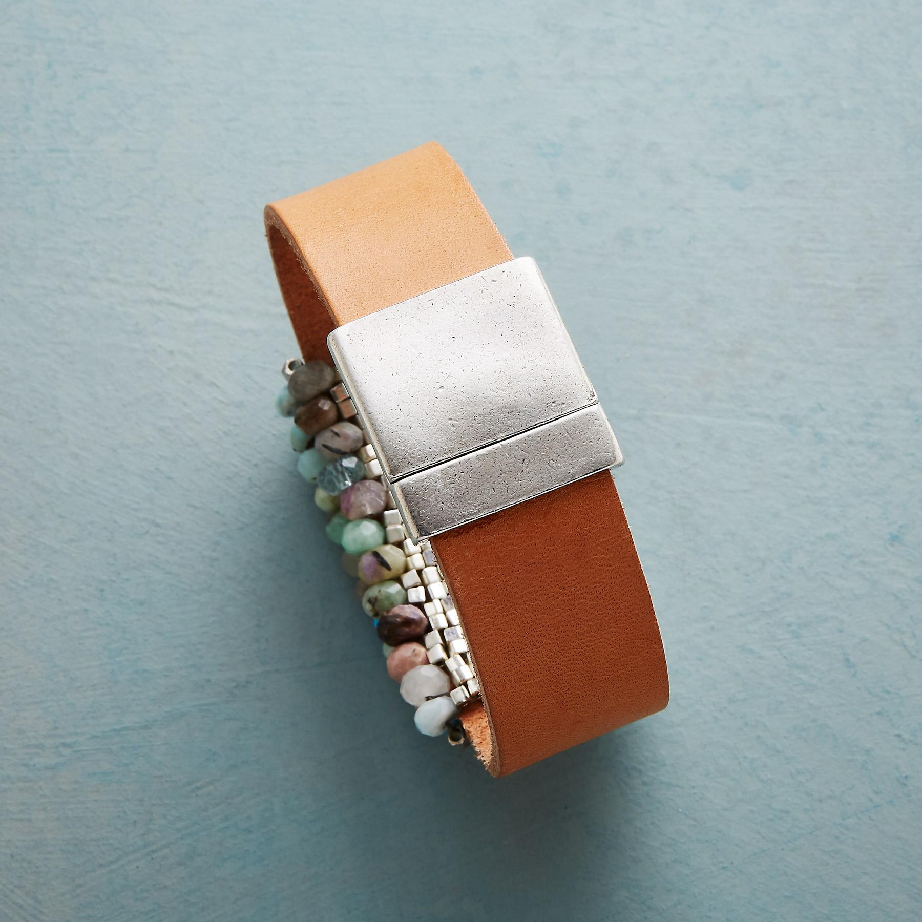 Premium Hidden River Bracelet
