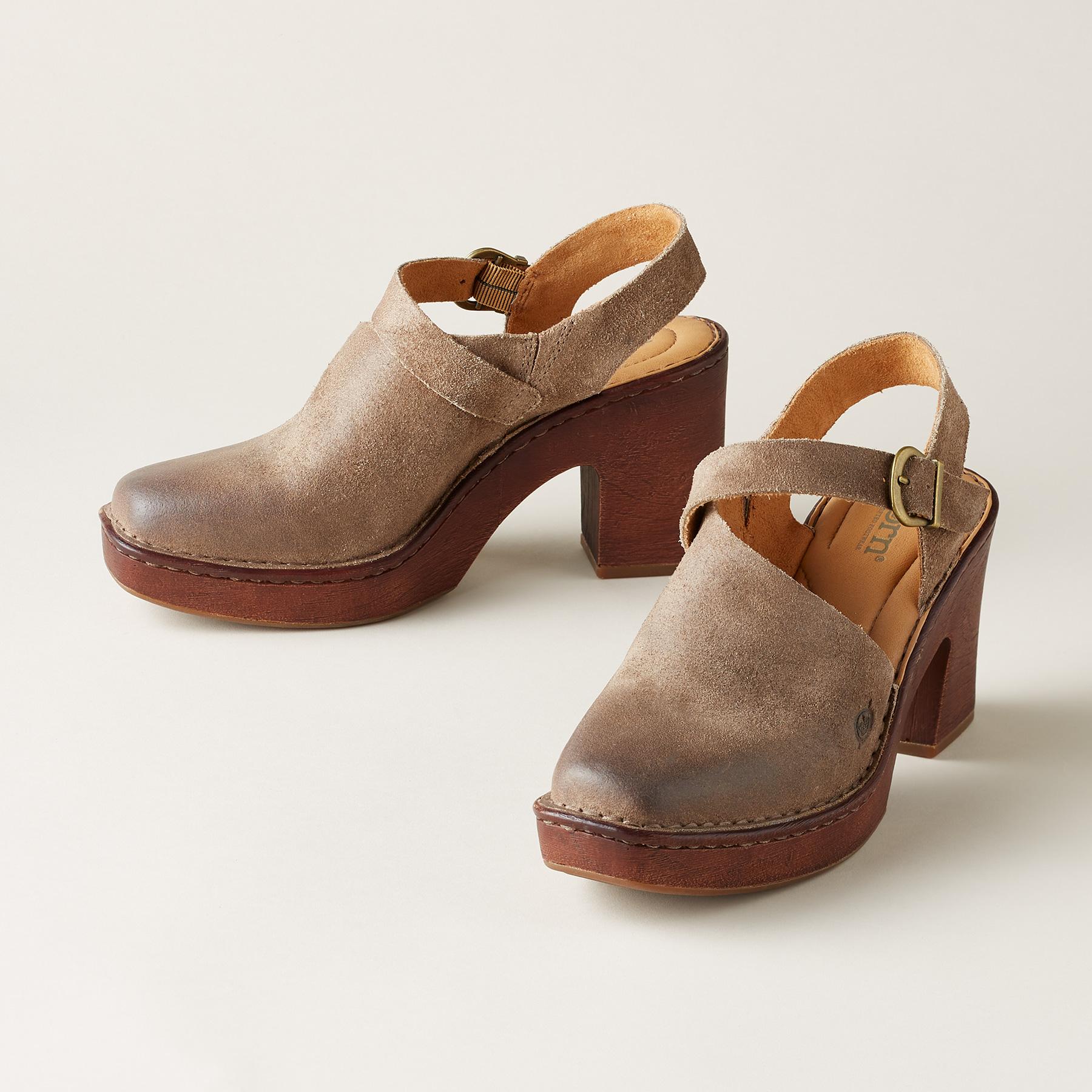Premium Devlyn Clogs