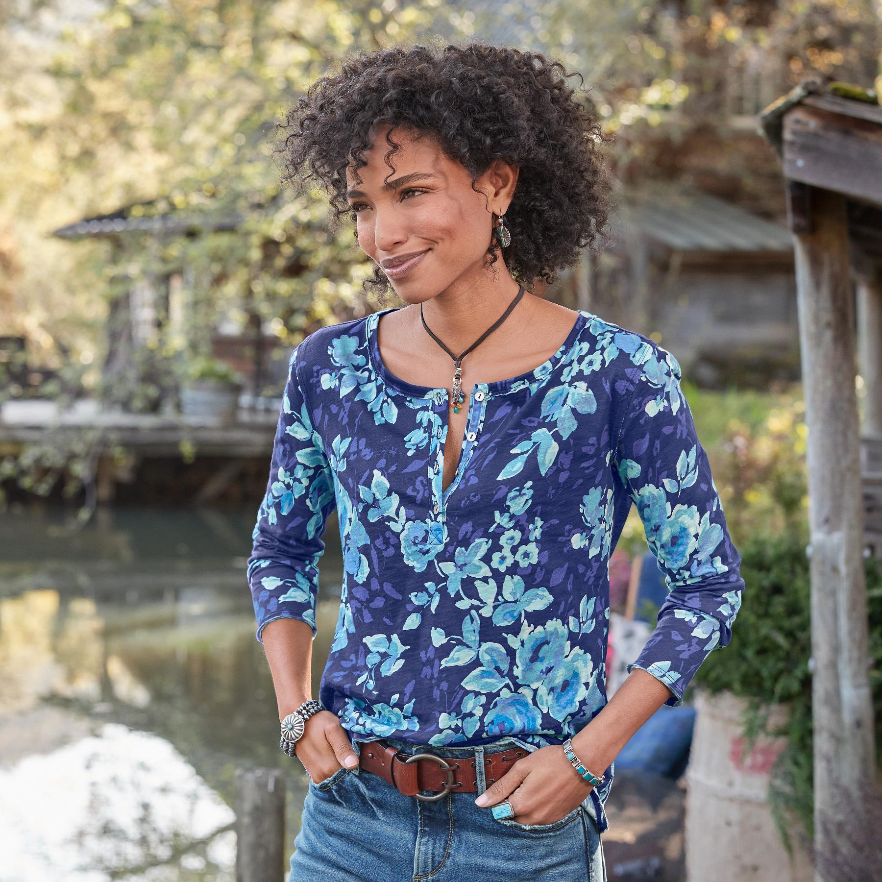 Rosey Delights Top, Petite
