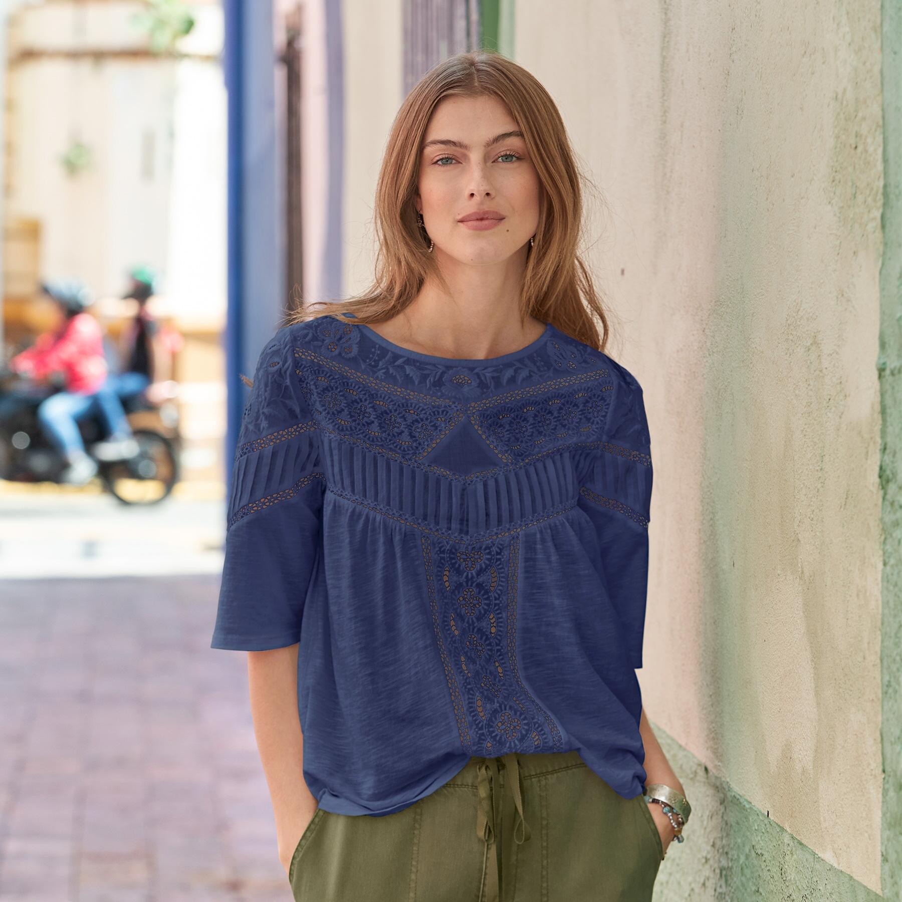 Premium Western Travels Top