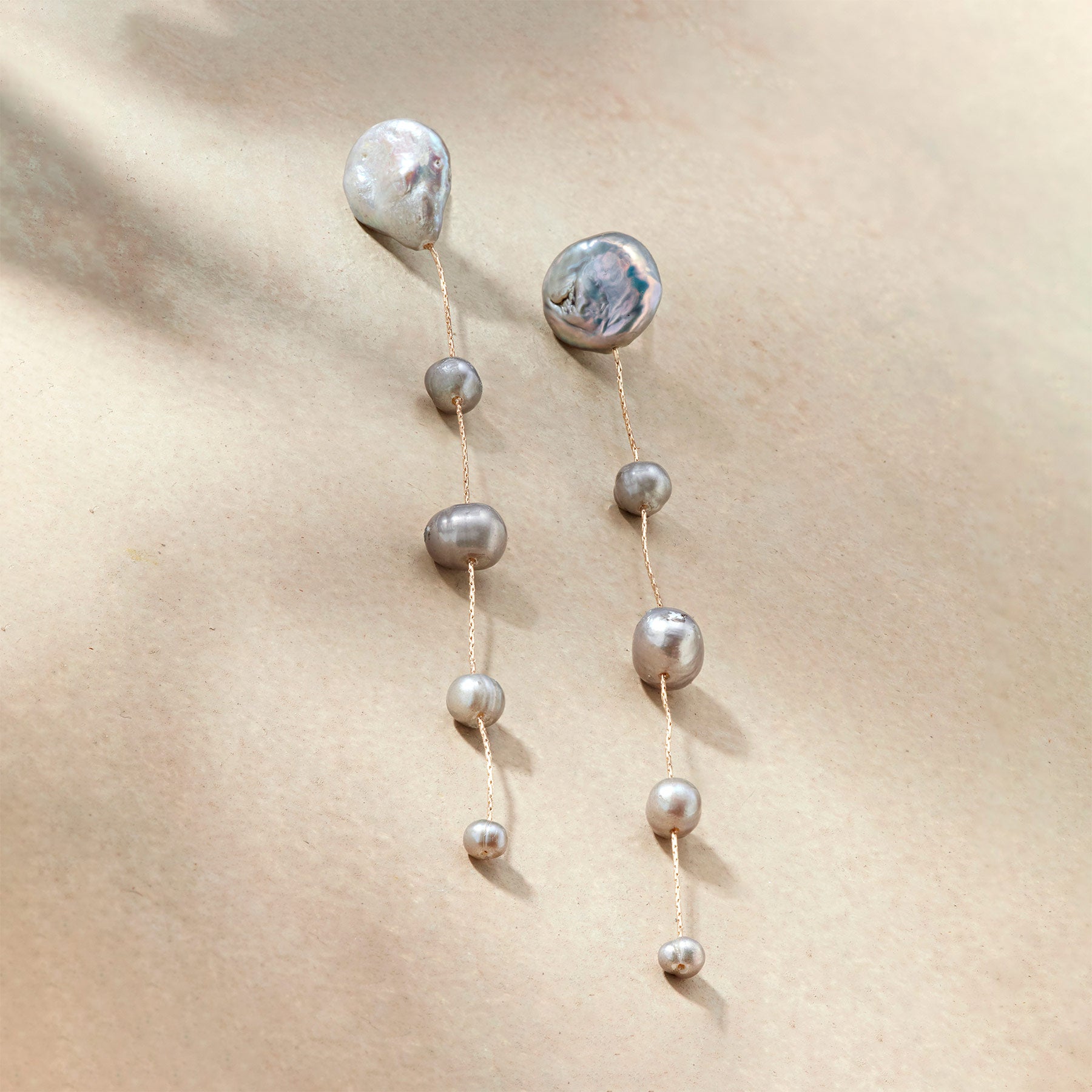 Free Fall Pearl Earrings